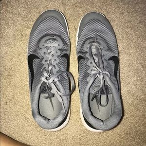 Nike running tennis shoe